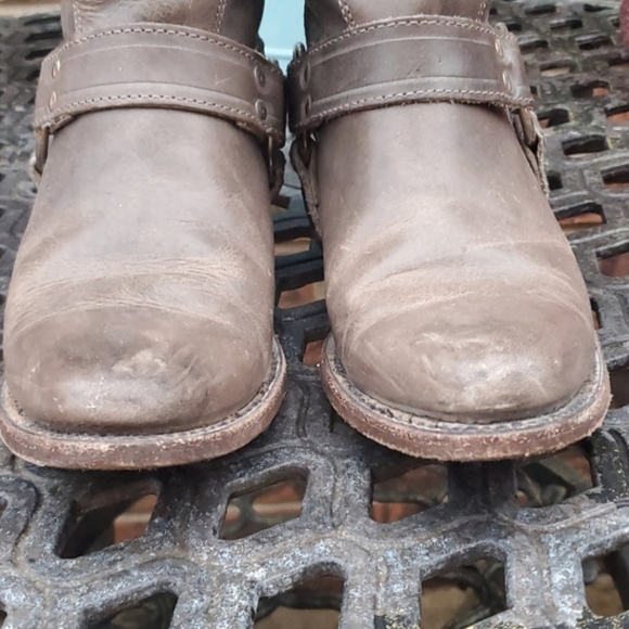 💥REDUCED💥 Freebird Santiago Ankle Boots - Picture 5 of 11